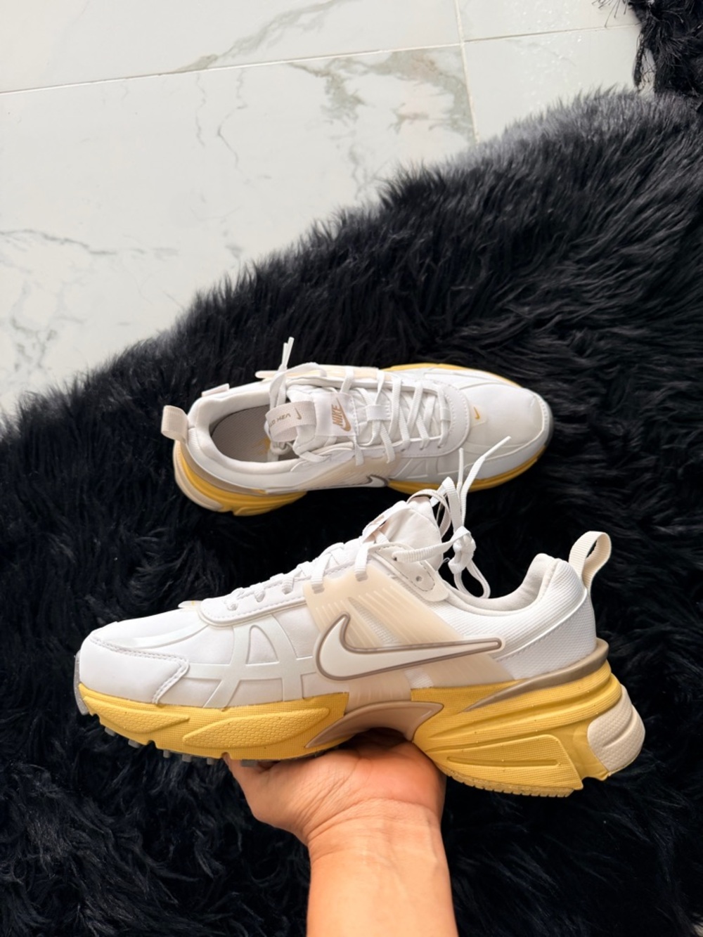 Nike V2K RUN GTX - Picture 6 of 11